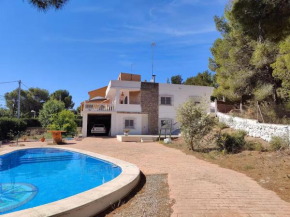 Hermosa casa con piscina en Náquera, Valencia